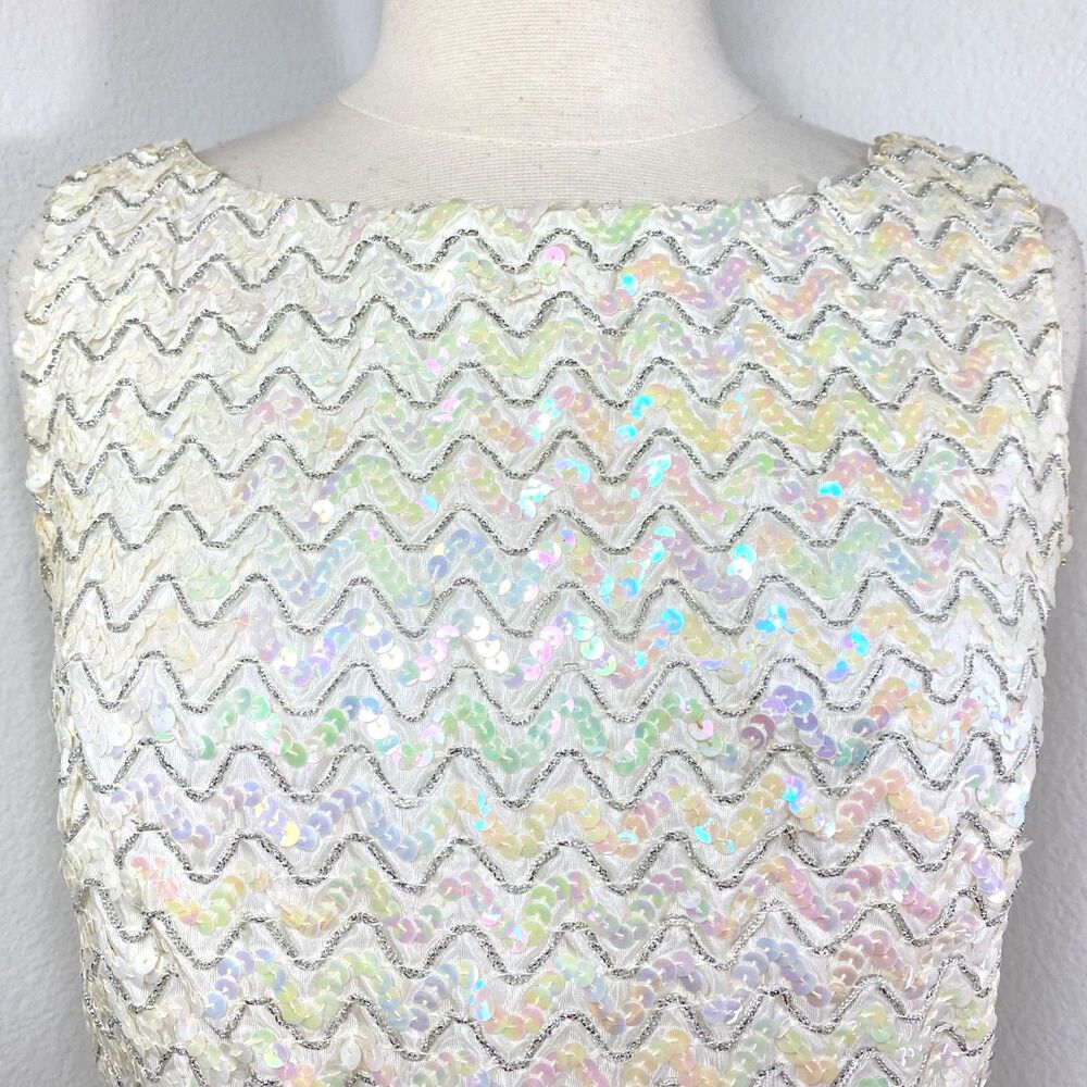 Vintage White Sequin Crop Cocktail Tank Top Medium Glam Evening Date Night - Picture 2 of 8